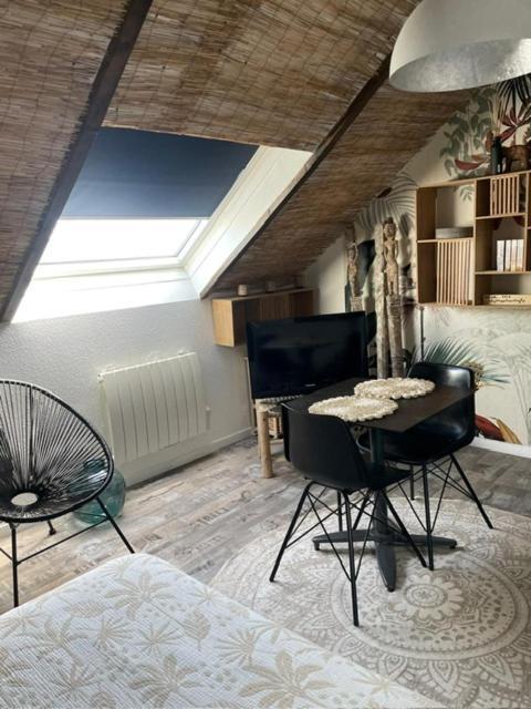 Le Bali Apartamento Besançon Exterior foto
